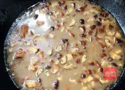 Illustration of how to make braised pork ribs with rice 7