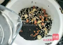 Nutritious Eight Immortals Porridge Recipe Illustration 3