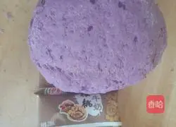 Illustration of how to make two-color flower rolls 4