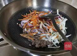 Illustration of how to make fried rice noodles 7