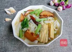 Illustration of how to make rice noodles with yuba and mushroom soup 9