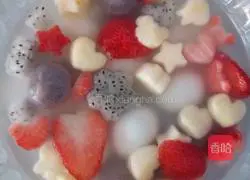 Illustration of how to make fruit Lantern Festival 8