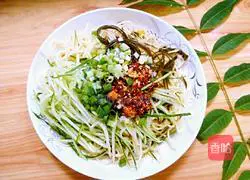 Illustration of how to make Sichuan cold noodles 4