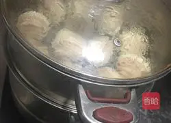 Illustration of how to make bean paste rolls 23