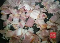 Illustration of how to make Italian angel hair pasta with red sauce bacon 6