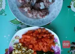 Illustration of how to make braised pork ribs with rice 1