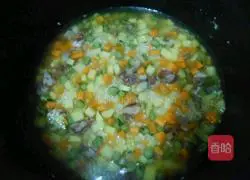 Illustration of how to make braised rice with sausage and potatoes 6