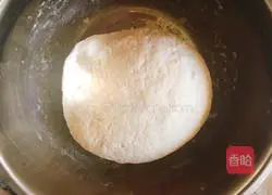 Illustration of how to make leek and egg box 7