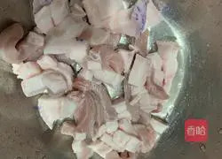 Illustration of how to make braised pork rice 5