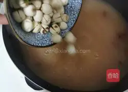 Illustration of how to make red beans, lotus seeds, sweet potatoes and baoguzhen 8