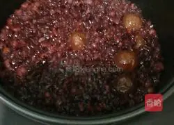 Illustration of how to make purple rice porridge 5