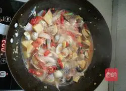 Illustration of making rice noodles 7