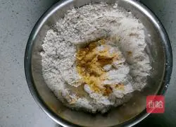 Illustration of how to make sweet cornmeal hair cake 2