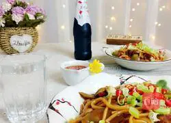 Illustration of Bean Braised Noodles 13