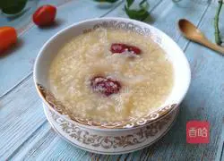 Illustration of how to make white fungus, red dates and millet porridge 1