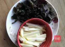 Illustration of how to make braised beans and noodles 4