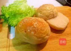 Illustration of how to make shrimp burgers 8