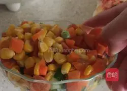 Beef and Shrimp Baked Rice Recipe Illustration 2