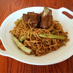 Braised Pork Ribs Noodles