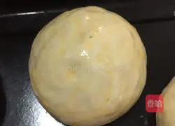 Illustration of how to make hamburger embryos (small meal buns) 11