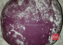 Illustration of how to make purple sweet potato rolls 2