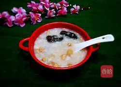 Illustration of how to make red dates and peanut rice porridge 9