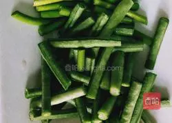 Illustration of how to make stuffed pork ribs with rice 4