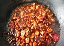 Illustration of the simple version of rice cooker stew 11