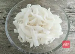 Illustration of three fresh fried rice noodles 2