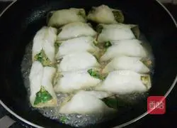 Illustration of how to make pot stickers 8