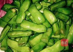 Illustration of how to make seasonal vegetable clay pot rice 7