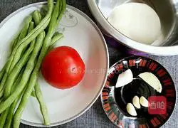 Illustration of Braised Noodles 3