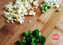 Illustration of how to make braised rice with mushrooms and pork belly 6