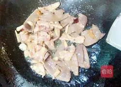 Illustration of how to make fried pork liver rice noodles 6