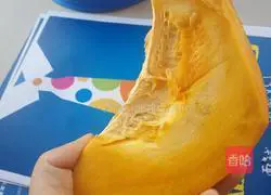 Illustration of how to make pumpkin hair cake 1