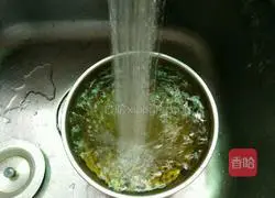 Illustration of how to make sago and mung bean porridge 2