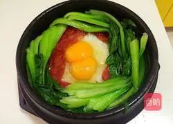 Illustration of how to make claypot rice 5