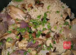 Illustration of the home version of claypot rice 7