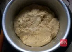 Illustration of how to make pumpkin hair cake 6