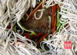 Illustration of braised noodles 5