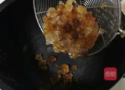 Peach Gum Quinoa Porridge Recipe Illustration 5