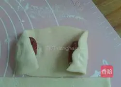 Illustration of how to make milky jujube rolls 7