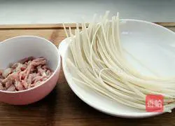 Illustration of how to make fried rice noodles 1