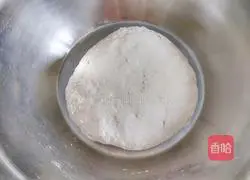 Illustration of how to make love chocolate flower rolls 5