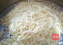 Illustration of how to make braised beans and noodles 6