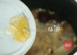 Illustration of how to strengthen the spleen and replenish deficiency porridge 5