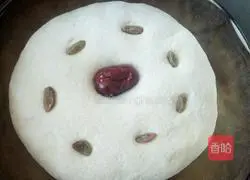 Illustration of how to make cornmeal and white flour cakes 13