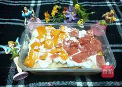 Illustration of How to Make Double-Punched Simang Fruit Box 10