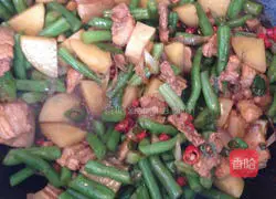 Illustration of spicy braised noodles 5