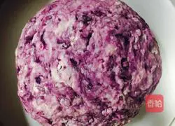 Illustration of how to make purple sweet potato cake 4